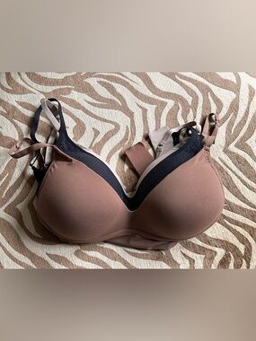 ✨NWOT✨ 3-Pack Maidenform Brown, Black, Nude Wireless T-Shirt Bras
